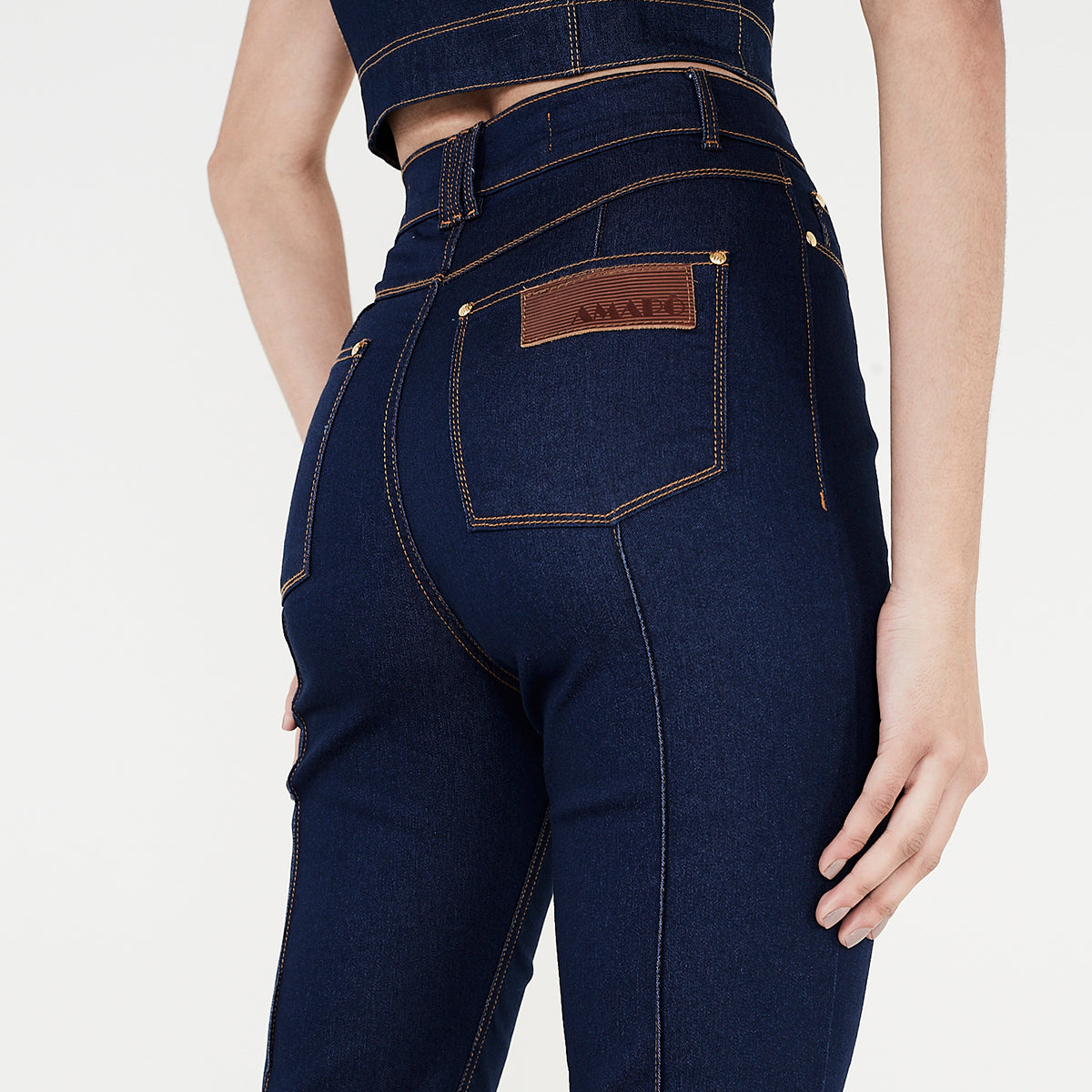 CALÇA BOCA DE SINO JEANS BRUTO BLUE