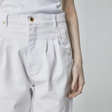 CALÇA PREGAS SARJA BRANCA