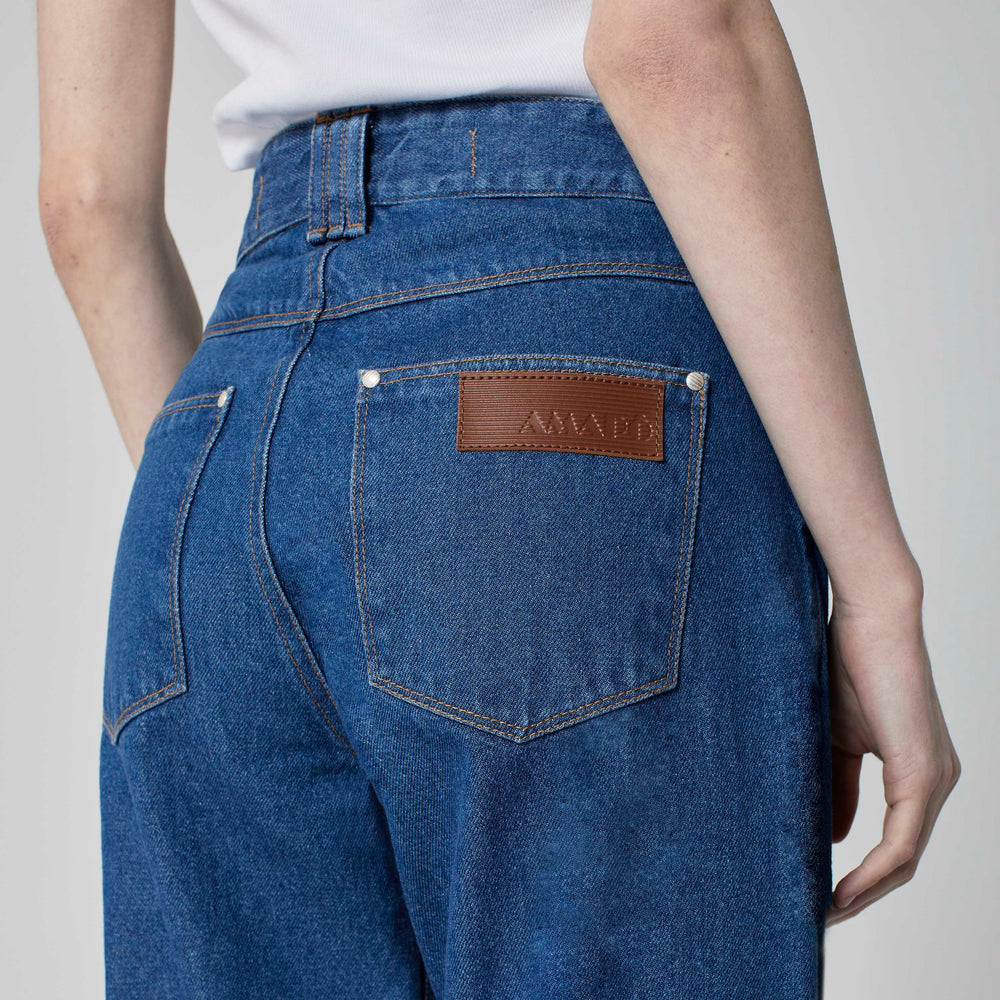 CALÇA RETA JEANS AZUL MÉDIO