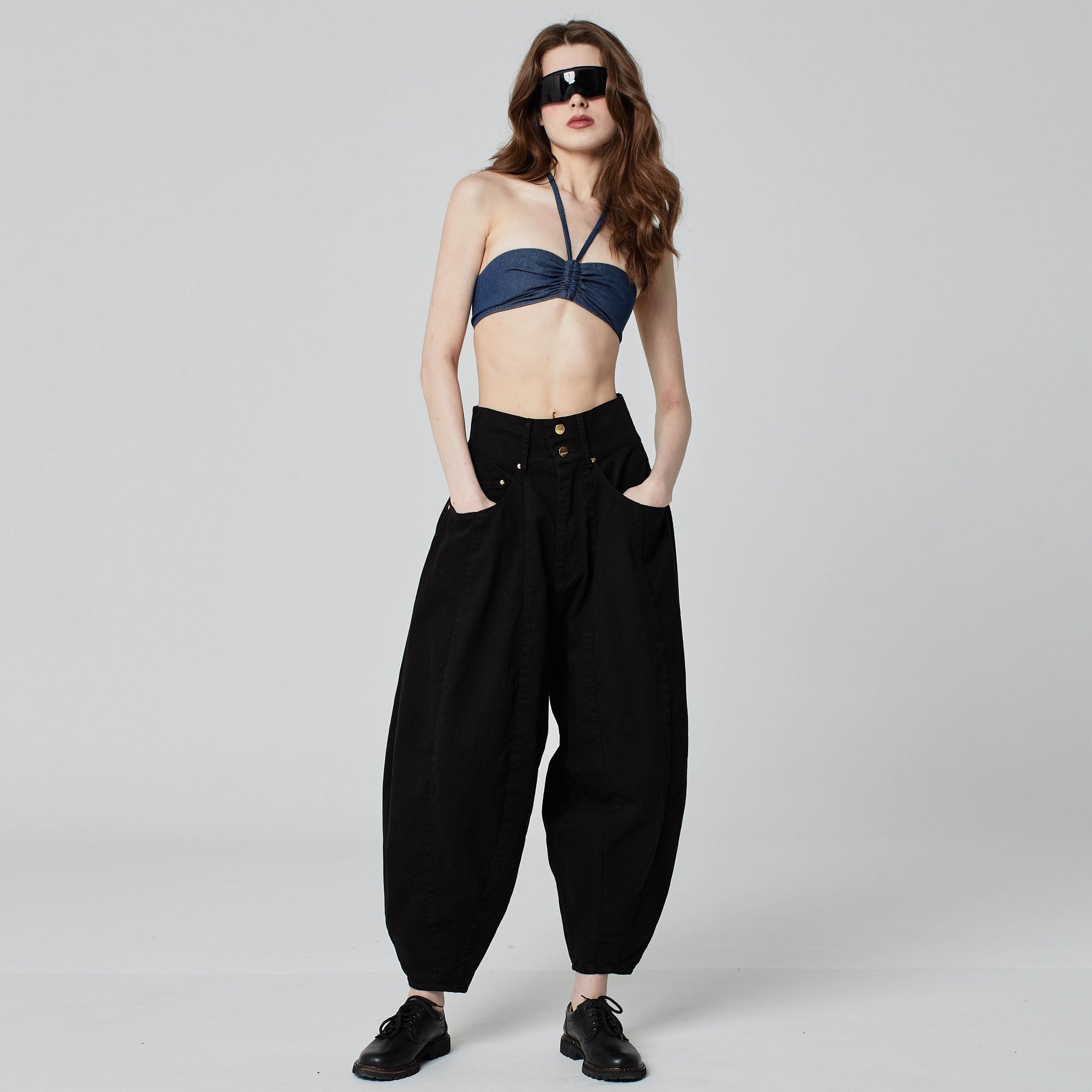 CALÇA BALLOON SARJA PRETA