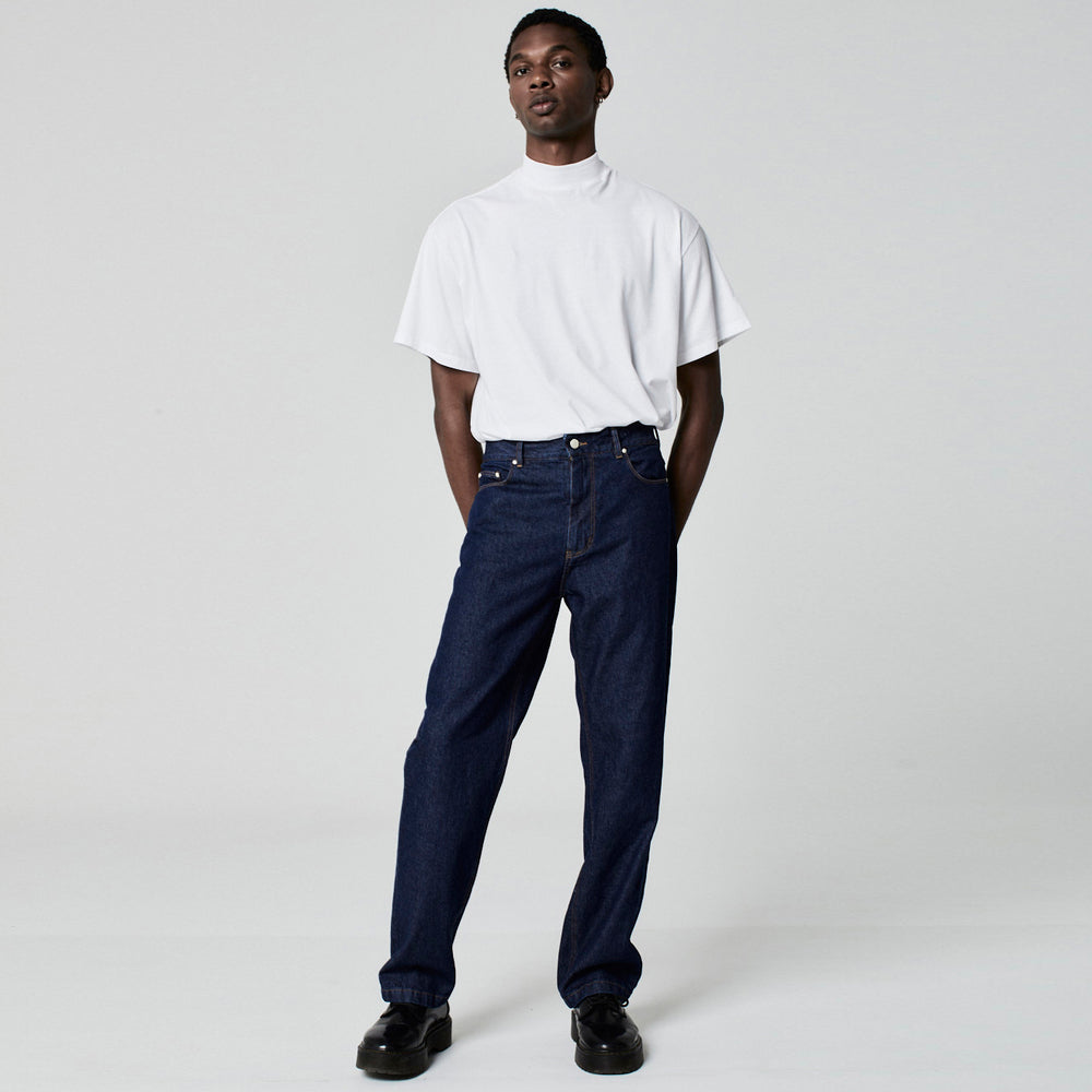 CALÇA RETA JEANS AZUL ESCURO