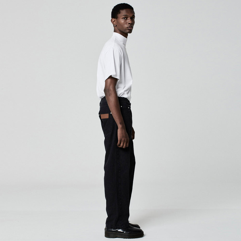 CALÇA RETA BLACK JEANS